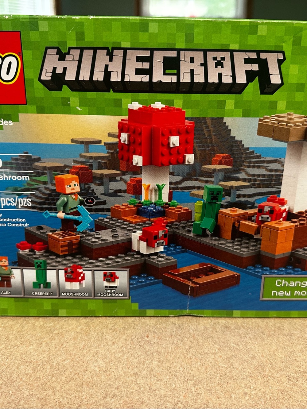 Lego Minecraft Red and White Mooshroom Island Playset NIB